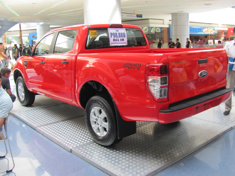 Illustration for article titled I Fondled The New Stick Shift Filipino Ford Ranger